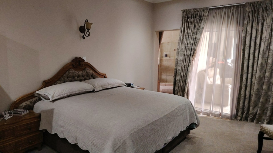 3 Bedroom Property for Sale in Roosheuwel North West